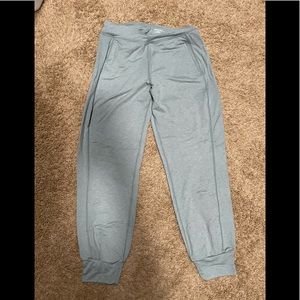 Sweaty Betty Gary Pants. Light green. XS short inseam.